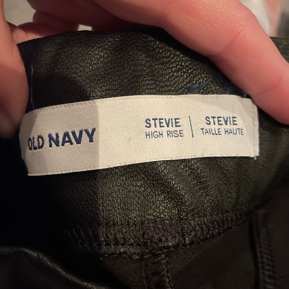 Old Navy Faux Leather Black Pants - Picture 5 of 6